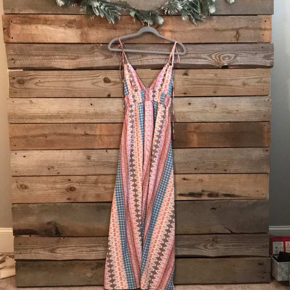 Lulus maxi dress